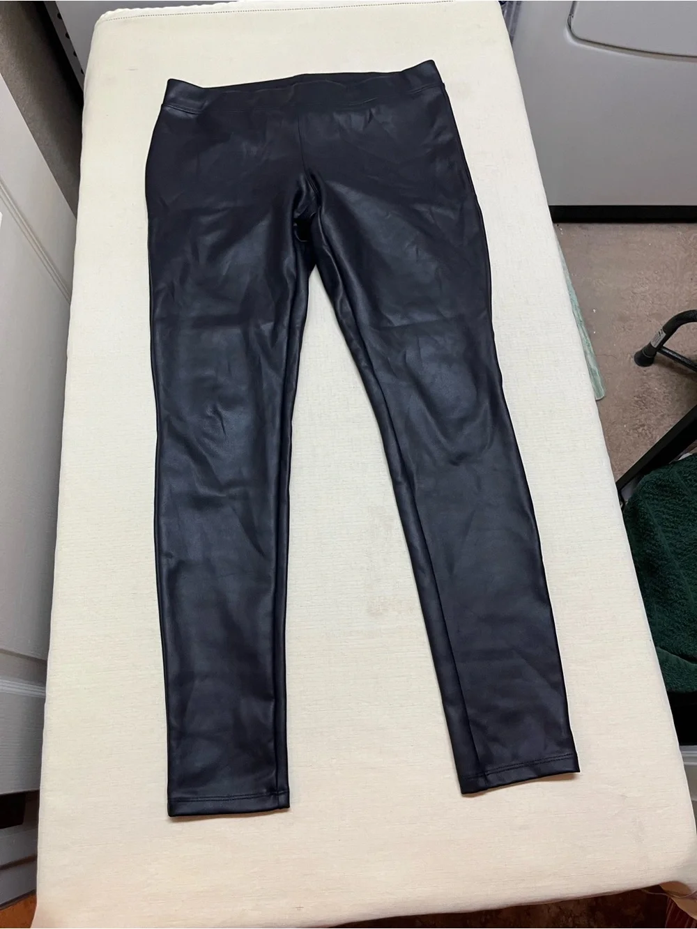 Express M black faux leather leggings